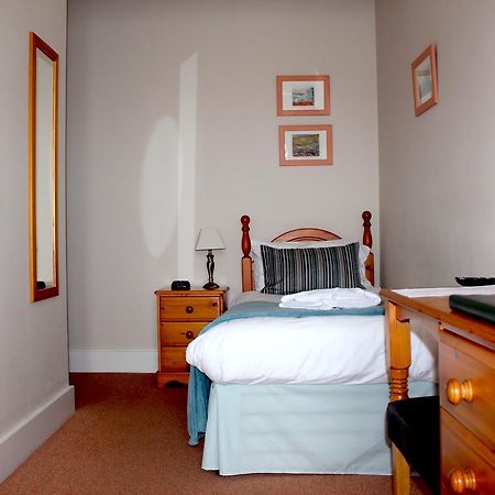 By The Sea Bed And Breakfast อีสต์บอร์น ภายนอก รูปภาพ