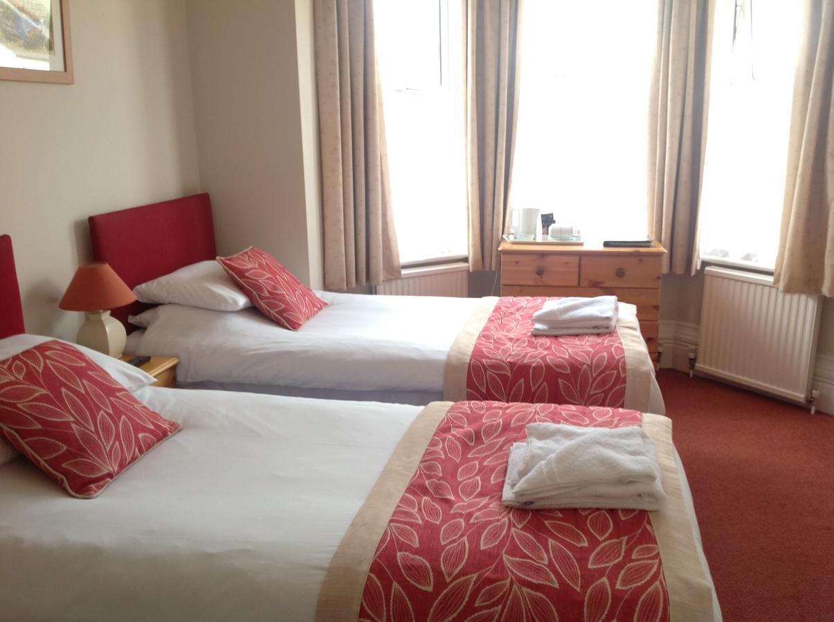 By The Sea Bed And Breakfast อีสต์บอร์น ภายนอก รูปภาพ