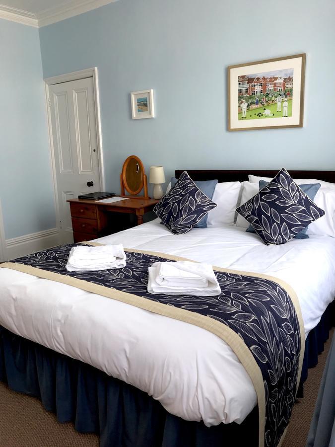 By The Sea Bed And Breakfast อีสต์บอร์น ภายนอก รูปภาพ