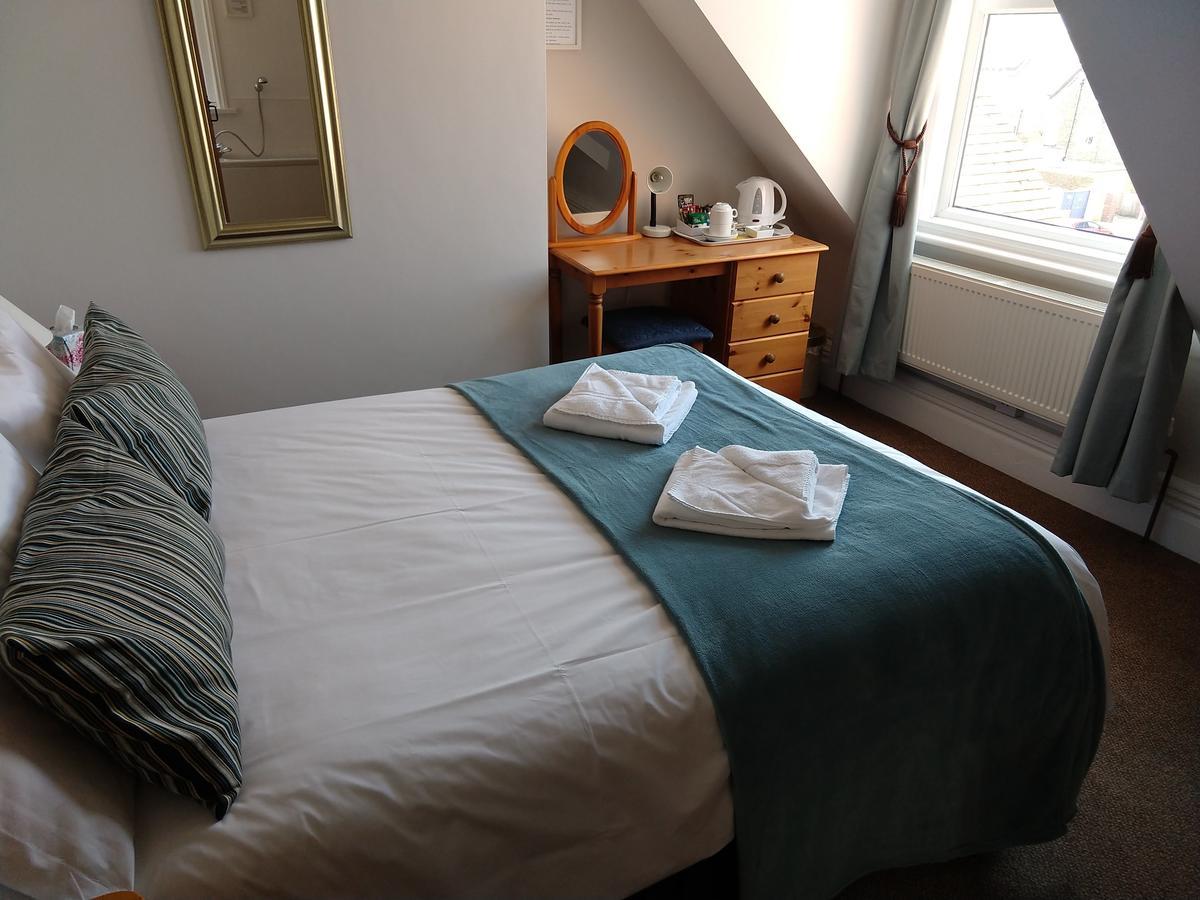 By The Sea Bed And Breakfast อีสต์บอร์น ภายนอก รูปภาพ