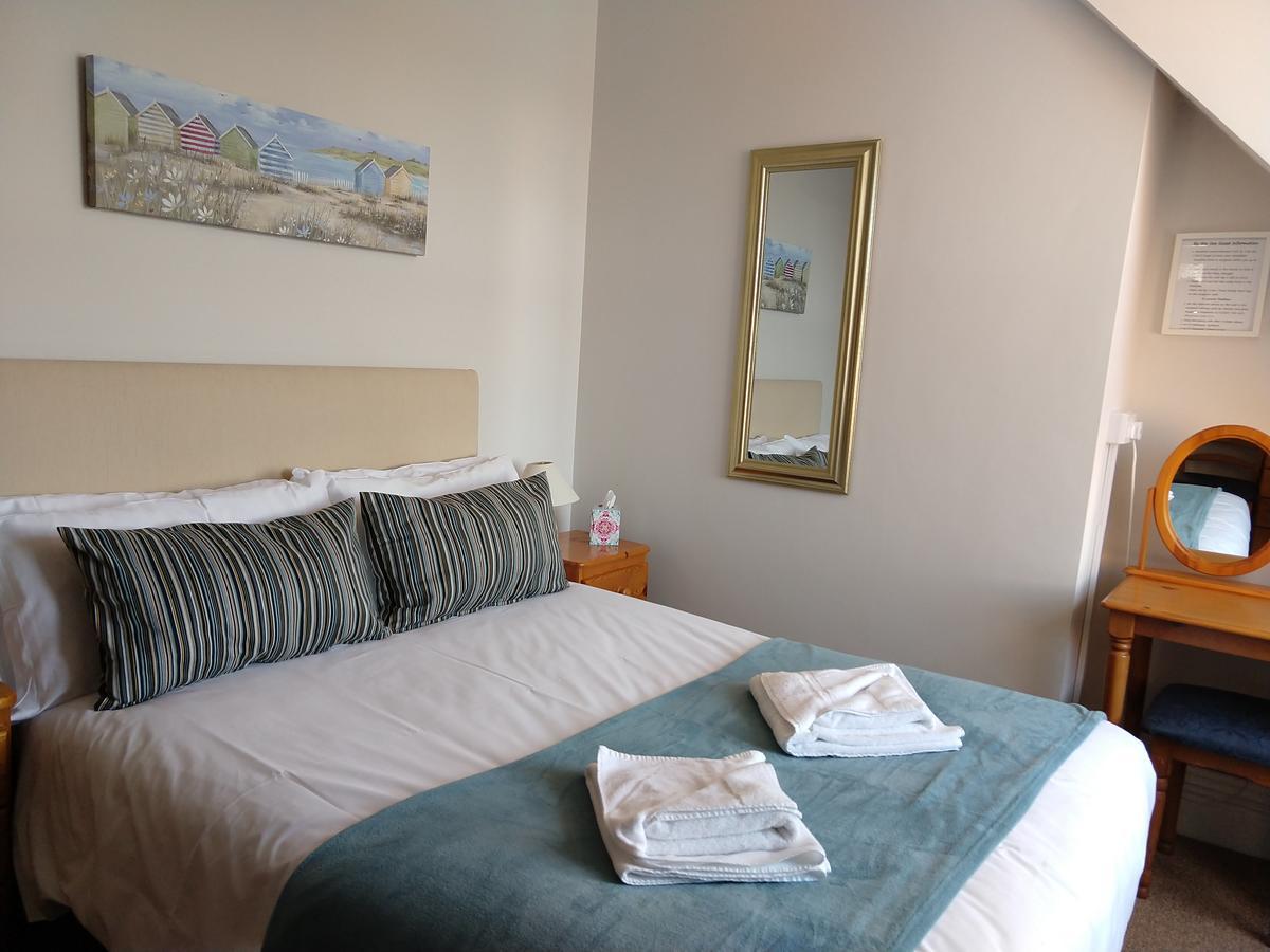 By The Sea Bed And Breakfast อีสต์บอร์น ภายนอก รูปภาพ
