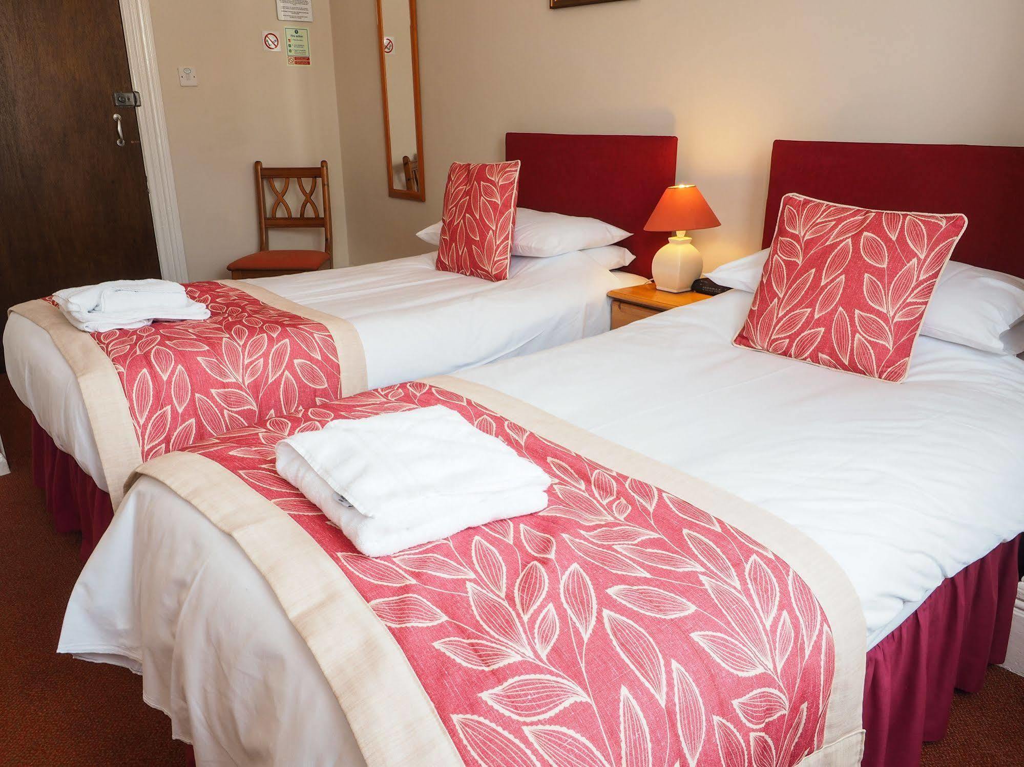 By The Sea Bed And Breakfast อีสต์บอร์น ภายนอก รูปภาพ