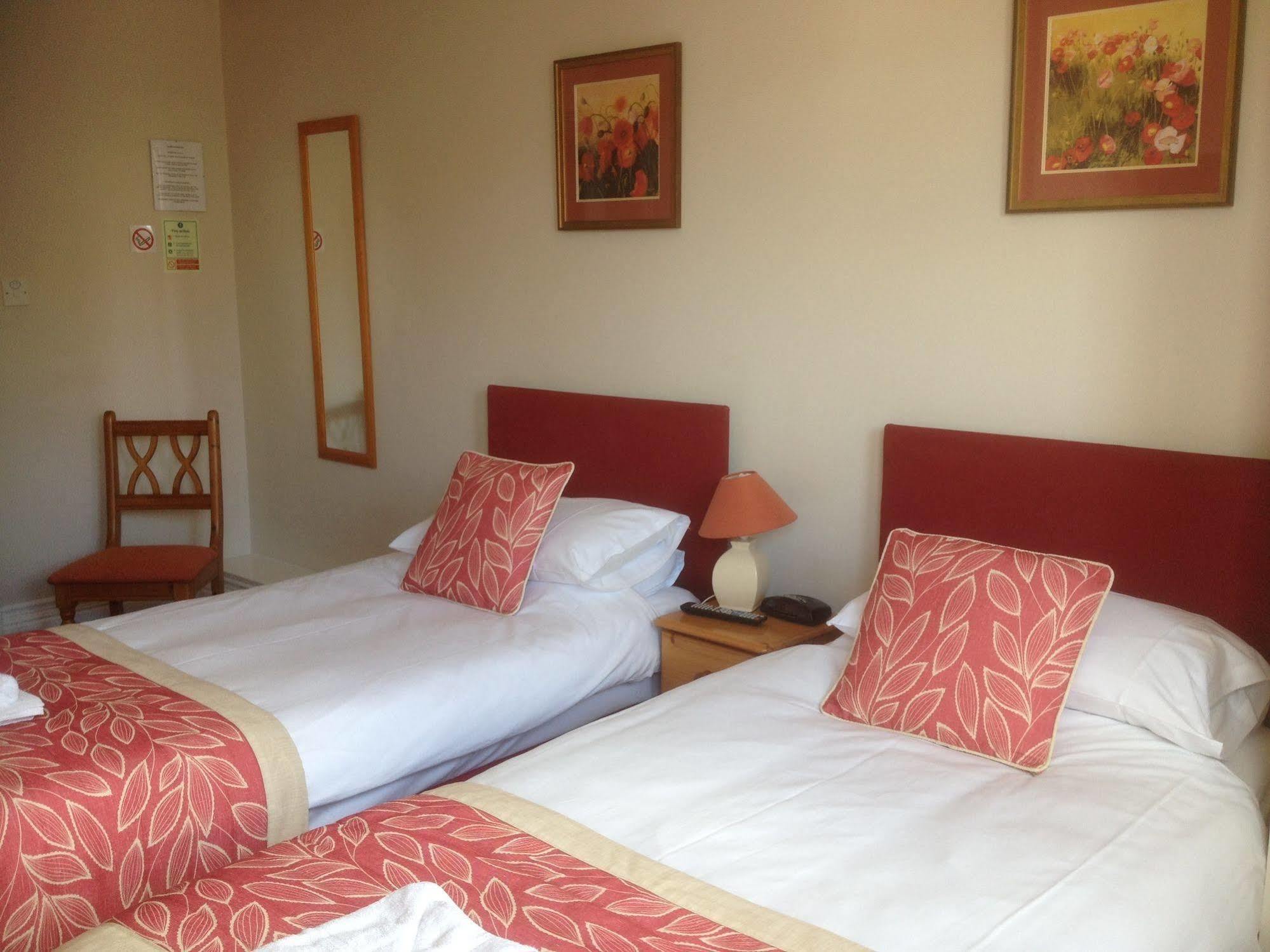 By The Sea Bed And Breakfast อีสต์บอร์น ภายนอก รูปภาพ
